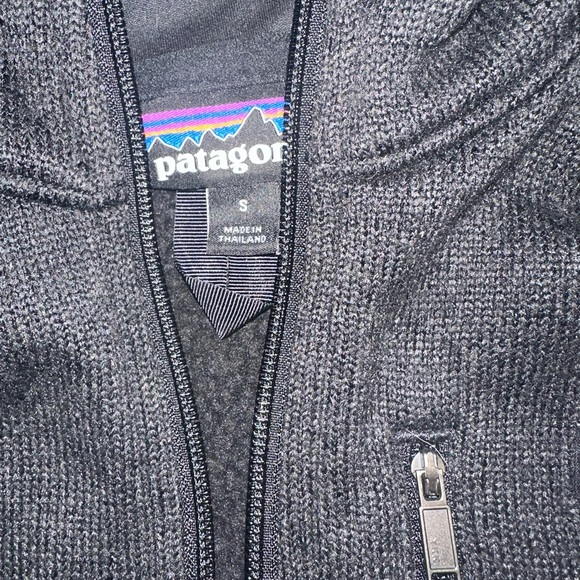 Patagonia Black pull over - Picture 3 of 3